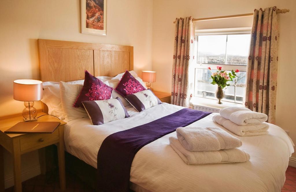 مبيت وإفطار Roundstone Retreats Islandview الغرفة الصورة